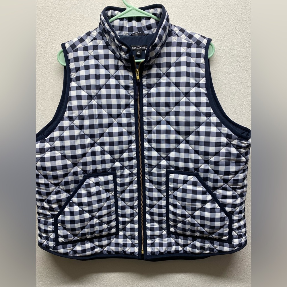 J Crew navy/white Buffalo vest. Size 2X.